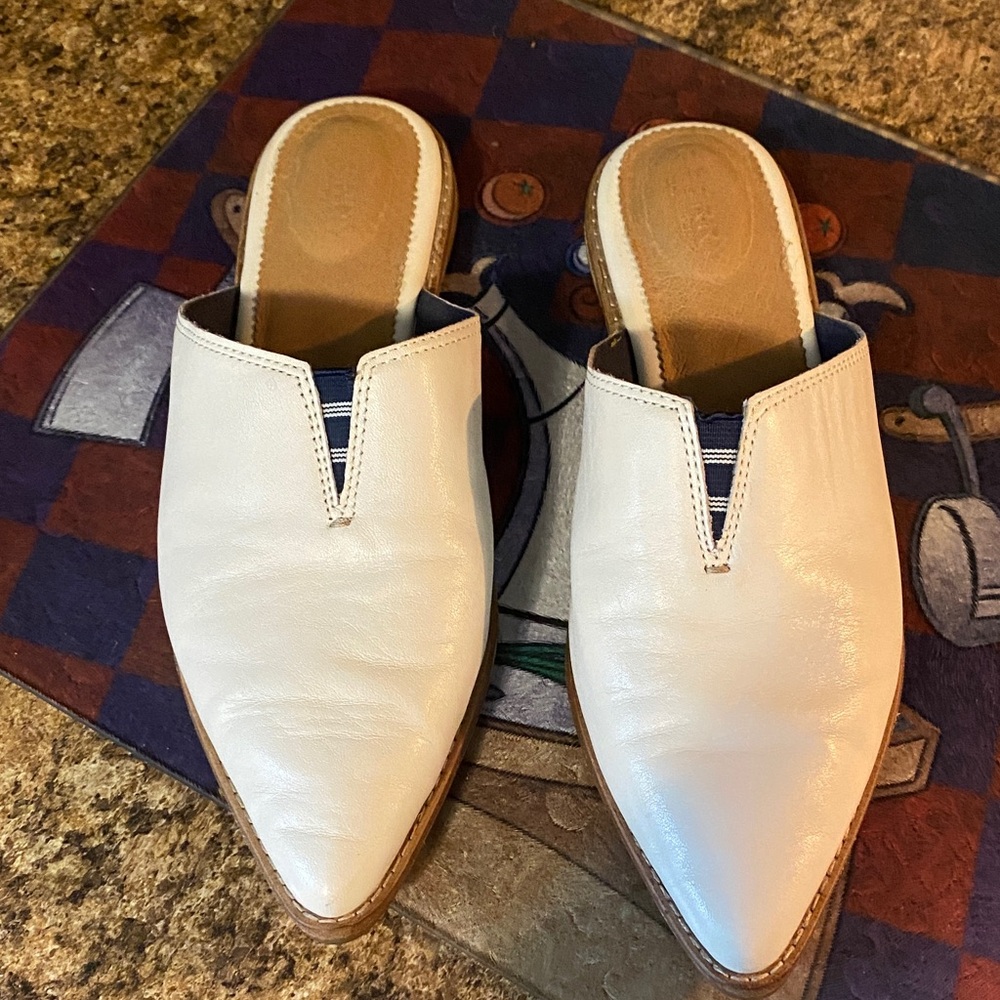 Sperry White Leather Mules